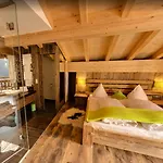 Feuriger Tatzlwurm & Spa, Bw Signature Collection Hotel