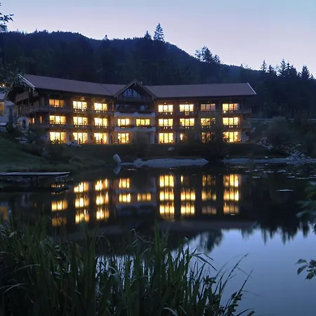 Feuriger Tatzlwurm Hotel Bayrischzell