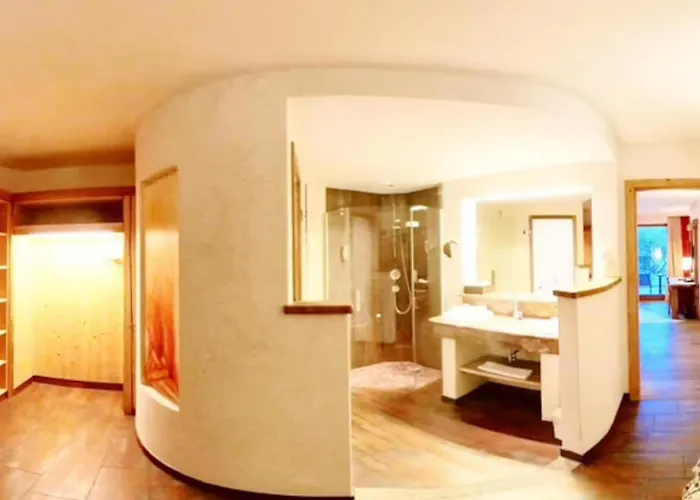 Feuriger Tatzlwurm & Spa, Bw Signature Collection 4* באיירישצל
