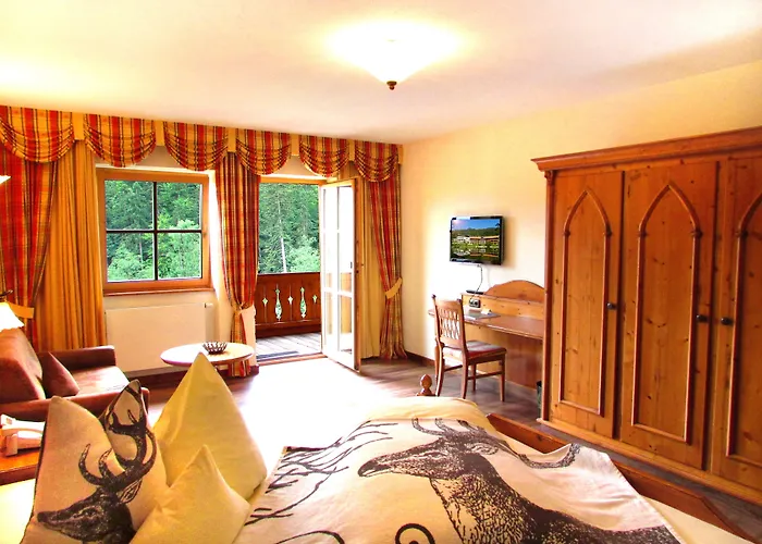 Feuriger Tatzlwurm & Spa, Bw Signature Collection 4*