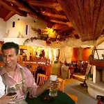 Feuriger Tatzlwurm Hotel 4*