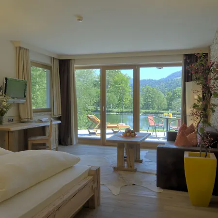 Feuriger Tatzlwurm & Spa, Bw Signature Collection Hotell 4*