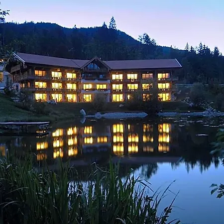 Szálloda Feuriger Tatzlwurm & Spa, Bw Signature Collection 4*
