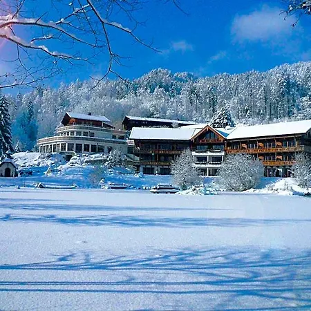 Feuriger Tatzlwurm & Spa, Bw Signature Collection 4*