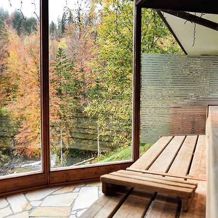 Feuriger Tatzlwurm & Spa, Bw Signature Collection 4*