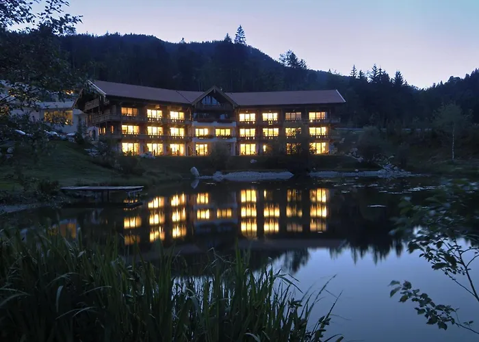 Feuriger Tatzlwurm & Spa, Bw Signature Collection Hotel Bayrischzell
